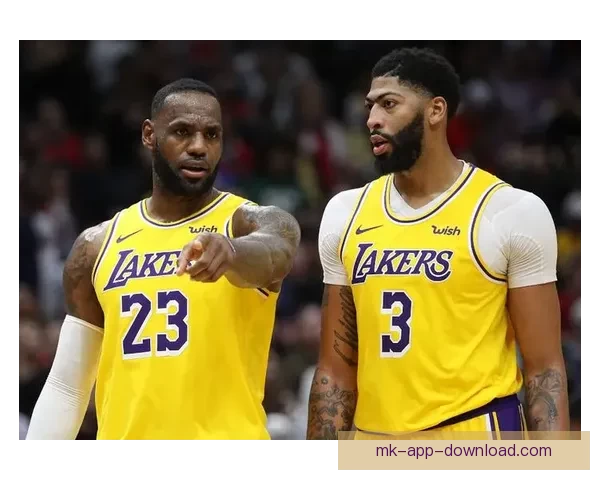 湖人双核受伤风雨飘摇詹姆斯孤身扛旗再现王者本色紫金军团命悬一线